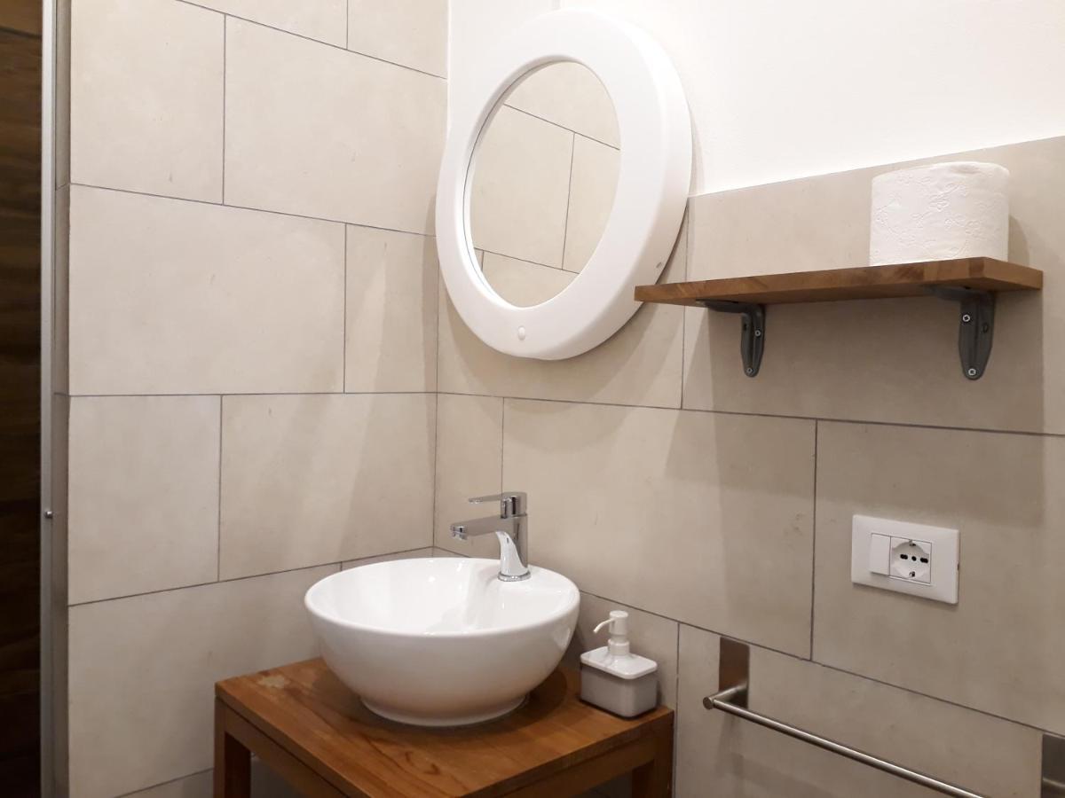 Isola Bed And Breakfast Syracuse ภายนอก รูปภาพ